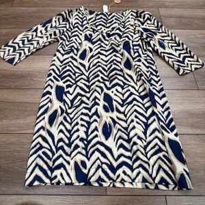 Elegant Navy and Cream Midi Dress